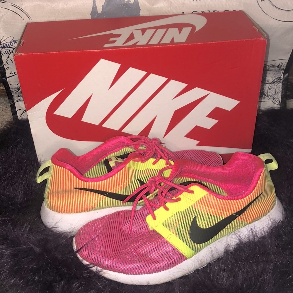 ✨Nike Roshe One